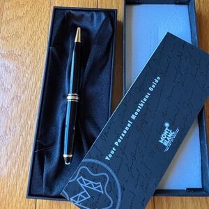 Montblanc Meisterstück Ballpoint Pen in Black and Gold